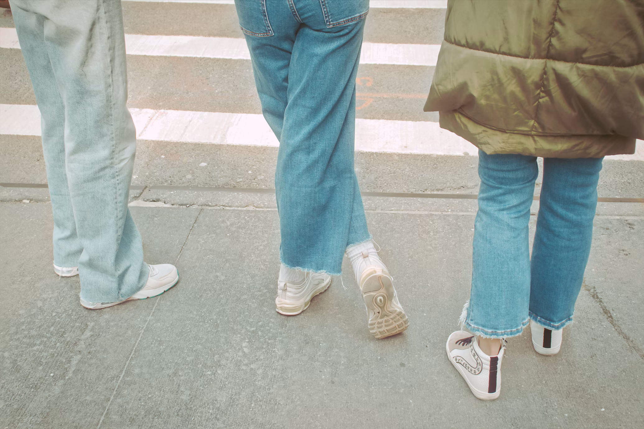 Every Step Counts: The Silent Role of Shoes in Our Daily Lives 1 Every Step Counts: The Silent Role of Shoes in Our Daily Lives -Jump Flex Feet photo 1678007968473 a722e67de09d